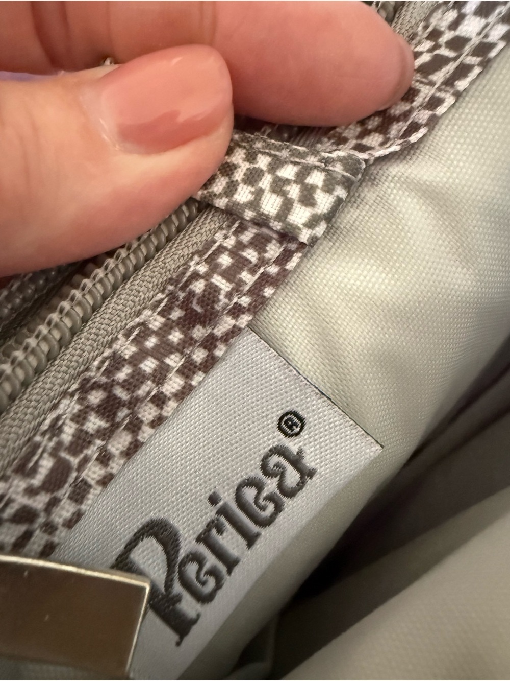 Title:
Periea Handbag Purse Organizer Insert Gray Print NWT